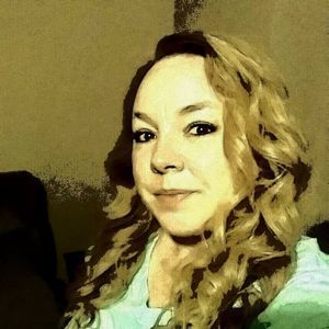 Meet your Posher, Leslie